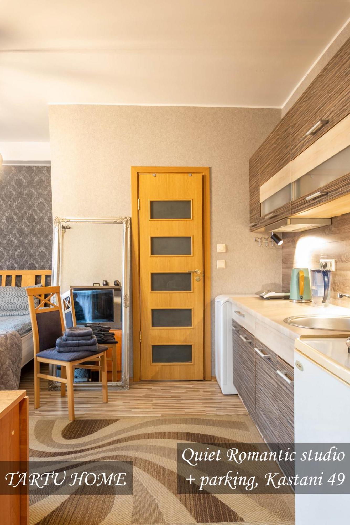 Quiet Romantic Studio Plus Parking, Tartu Home Екстер'єр фото